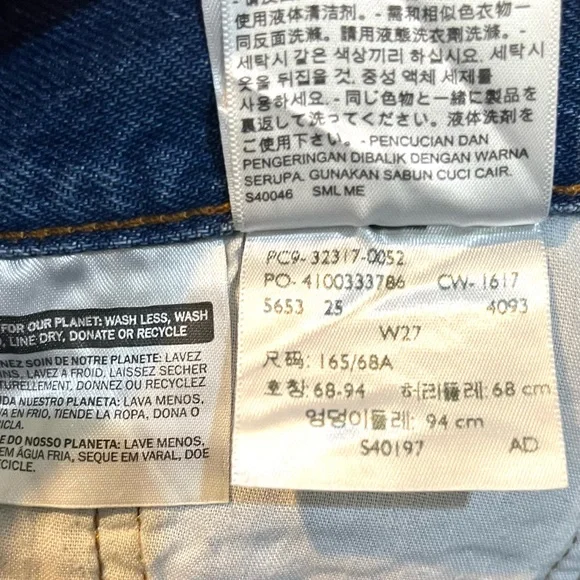 Levi's 501 Raw Edge Button Fly Jean Shorts Size 27 - Picture 3 of 9